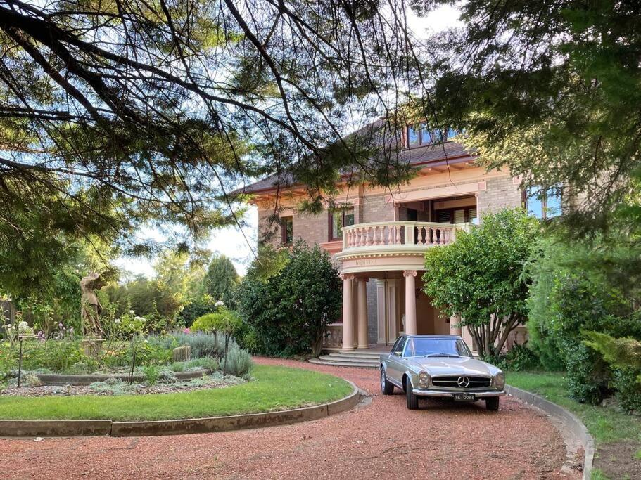 Wenvoe - Historic Retreat Villa Lithgow Buitenkant foto