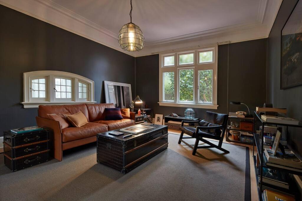 Wenvoe - Historic Retreat Villa Lithgow Buitenkant foto