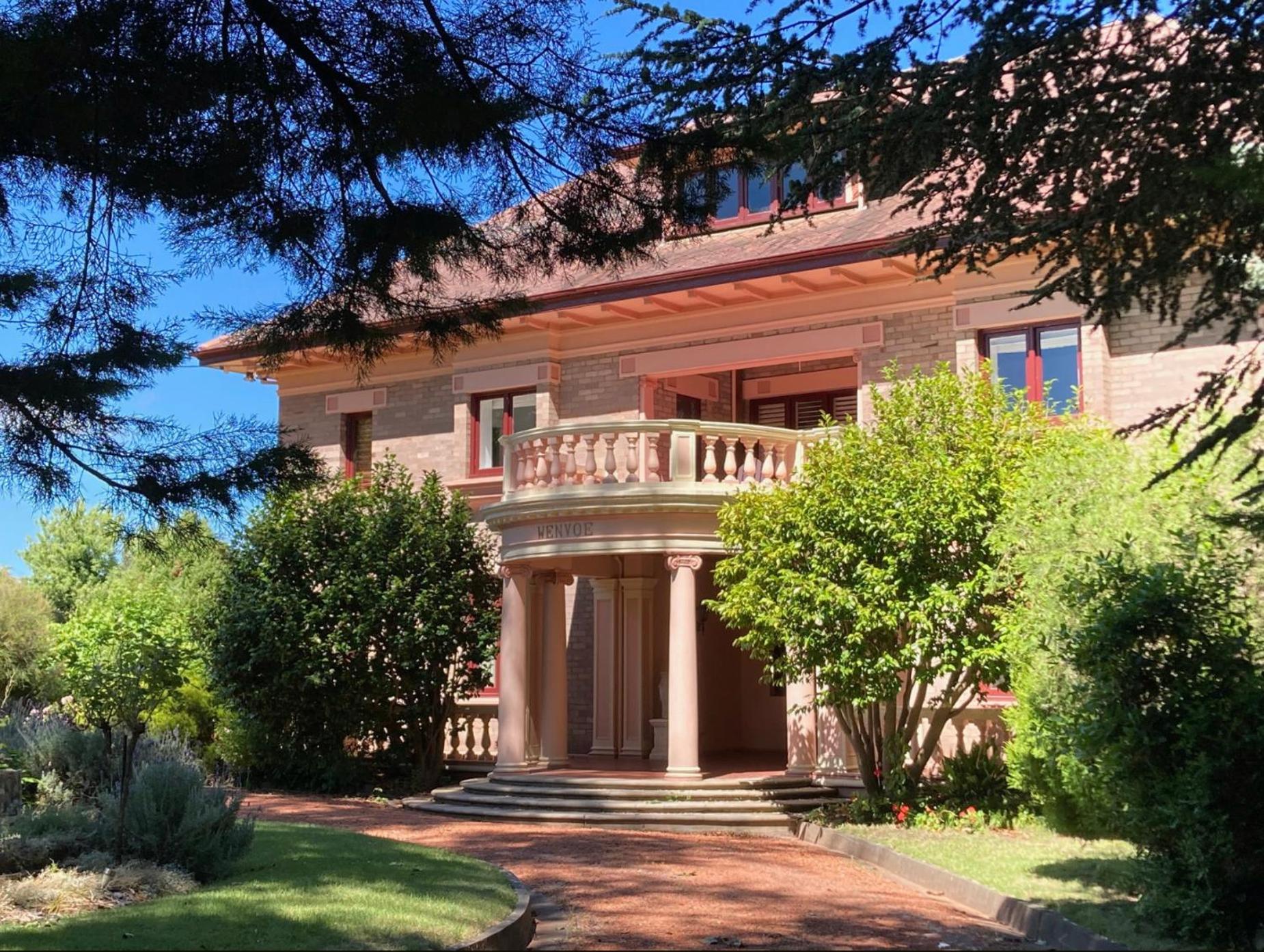 Wenvoe - Historic Retreat Villa Lithgow Buitenkant foto